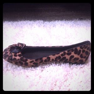 Leopard Stuart Weitzman flats